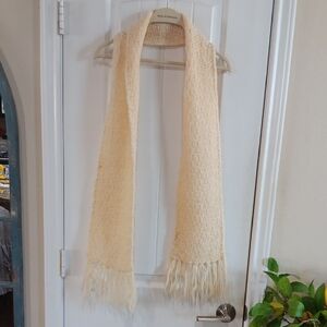 Cream Italian Wool Knit Scarf with Fringe Made in Italy For Abraham & Straus